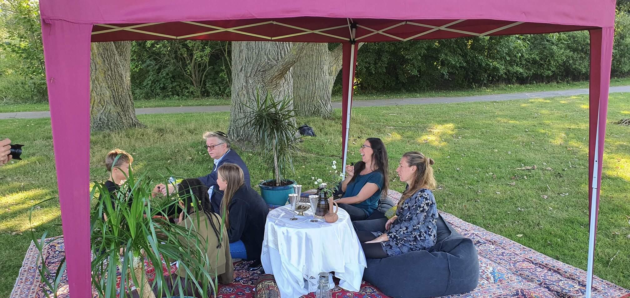 Film inspelning "Abrahams tält". Ögårdsparken i Malmö, september 2021.